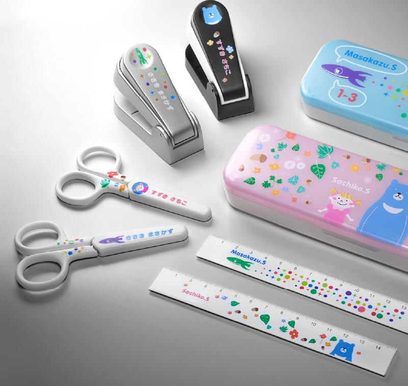 Juego de papelería personalizada con detalles impresos